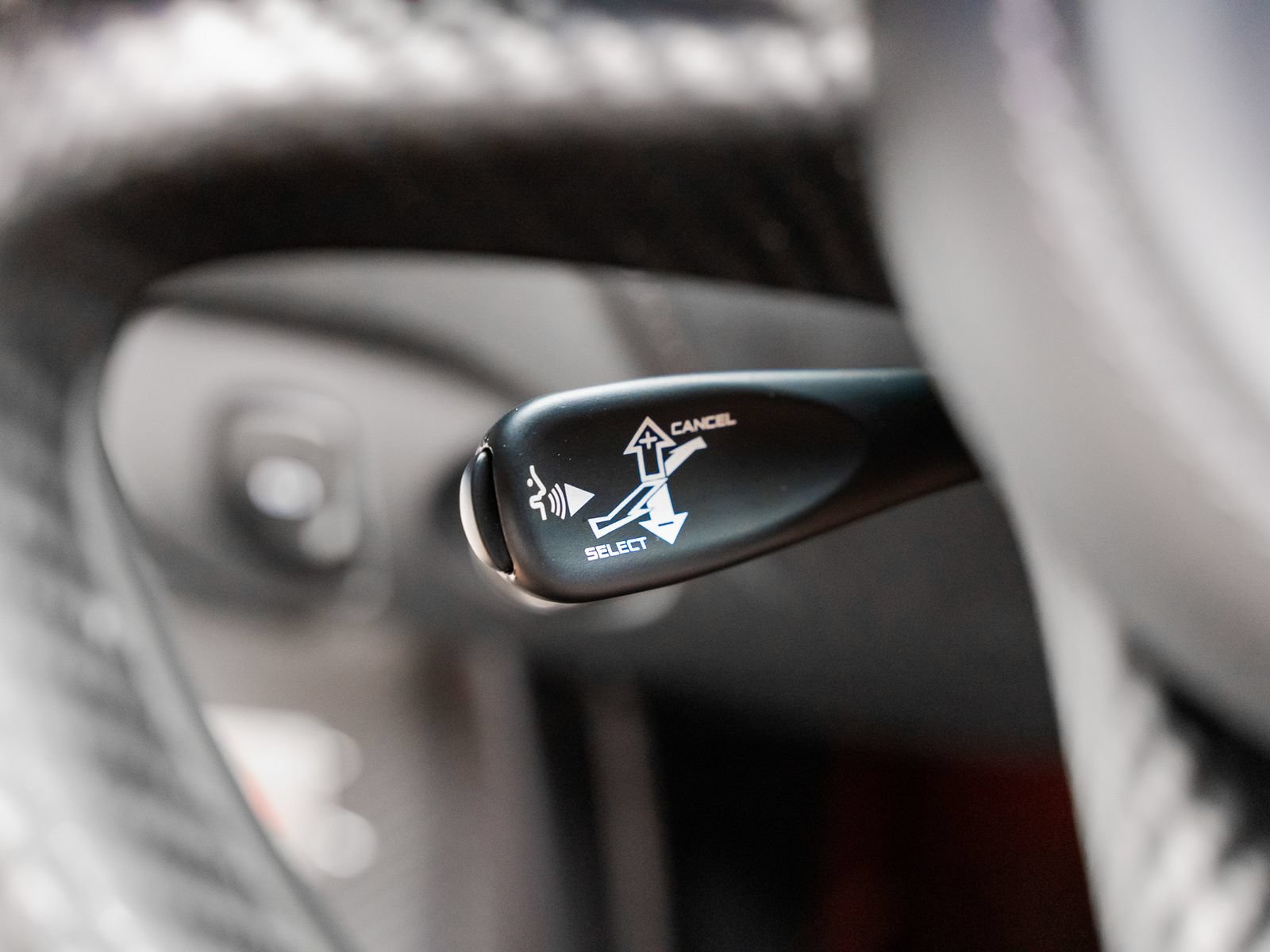 Used 2018 McLaren 720S Luxury RWD image 49