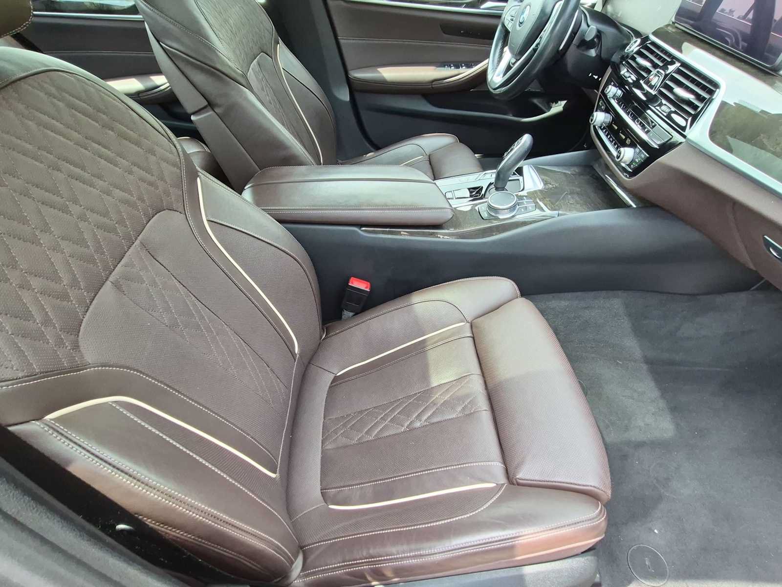 Used 2021 BMW 540i xDrive w/ Premium Package AWD/4WD image 23
