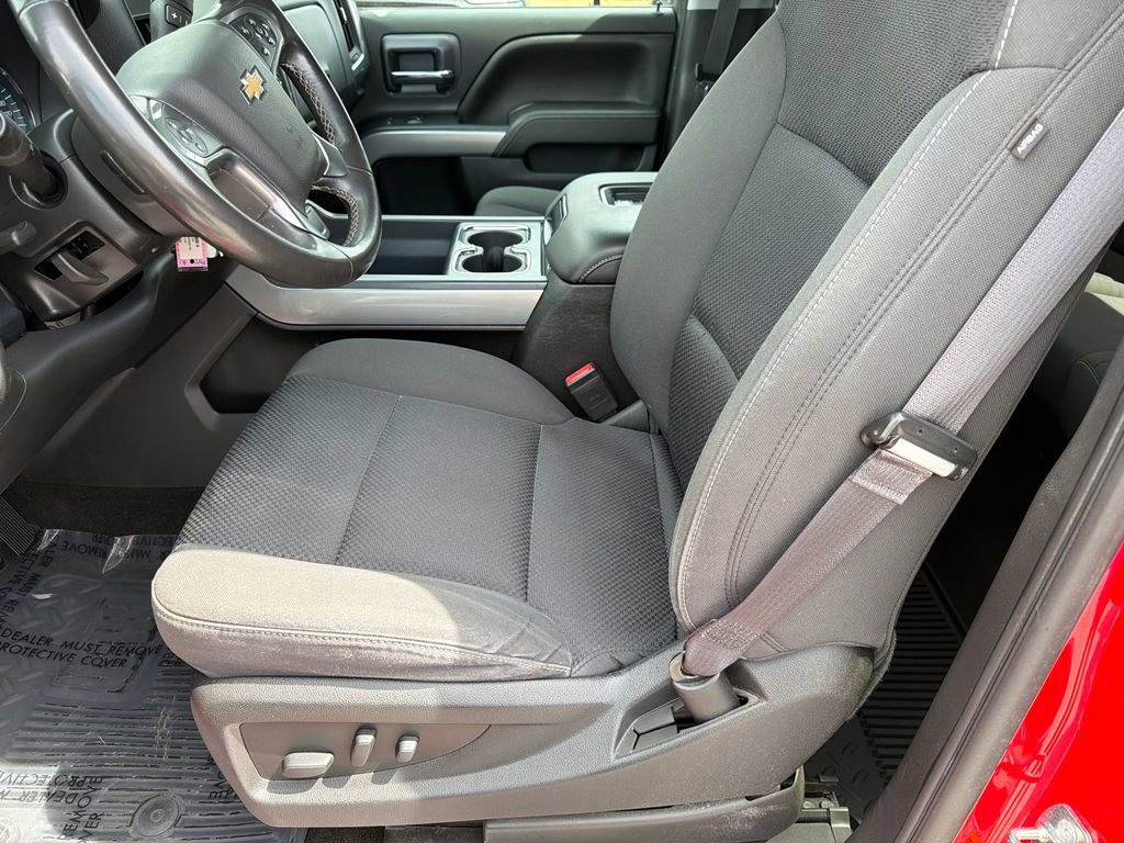 Used 2017 Chevrolet Silverado 1500 LT w/ All Star Edition AWD/4WD image 9