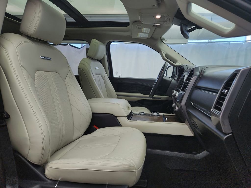 Used 2021 Ford Expedition Platinum image 27