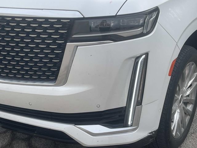 Used 2024 Cadillac Escalade ESV Premium Luxury w/ Performance Package image 9