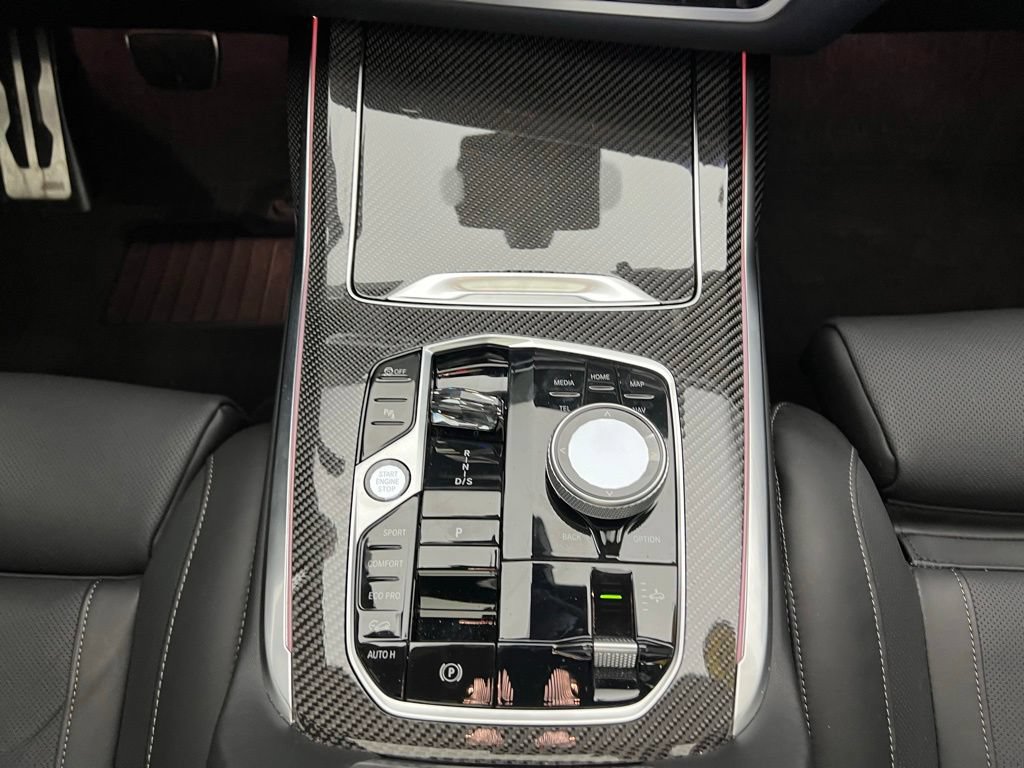 Certified 2026 BMW X7 M60i AWD/4WD image 10