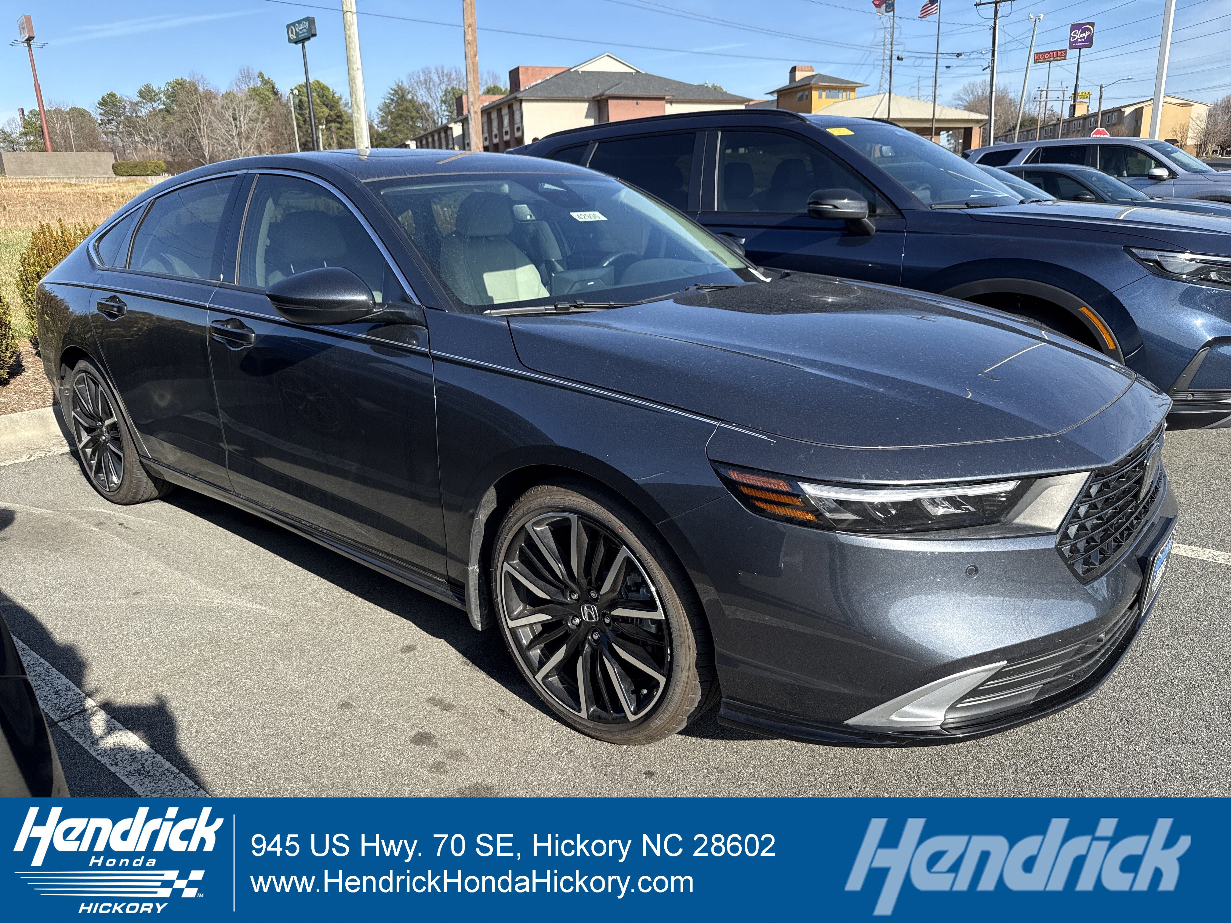 Used 2024 Honda Accord Touring image 1