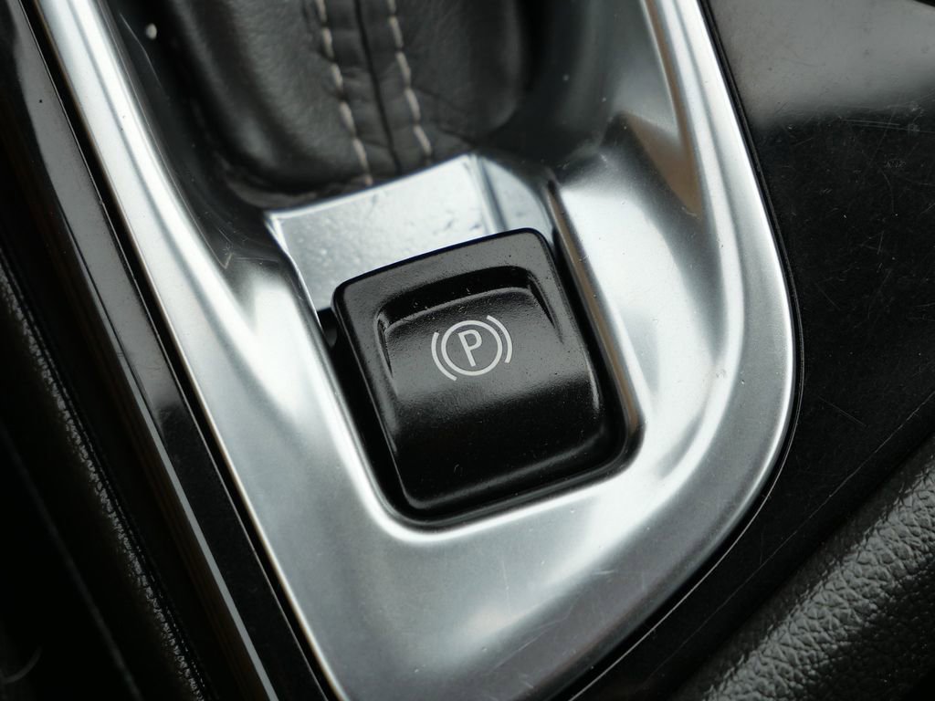 Used 2023 Buick Encore GX Preferred w/ Cold Weather Comfort Package FWD image 42