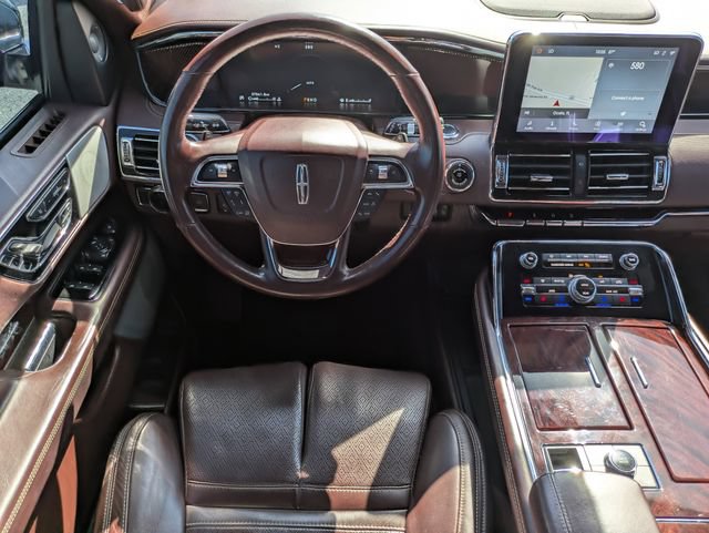 Certified 2020 Lincoln Navigator Black Label w/ Cargo Convenience Package AWD/4WD image 16