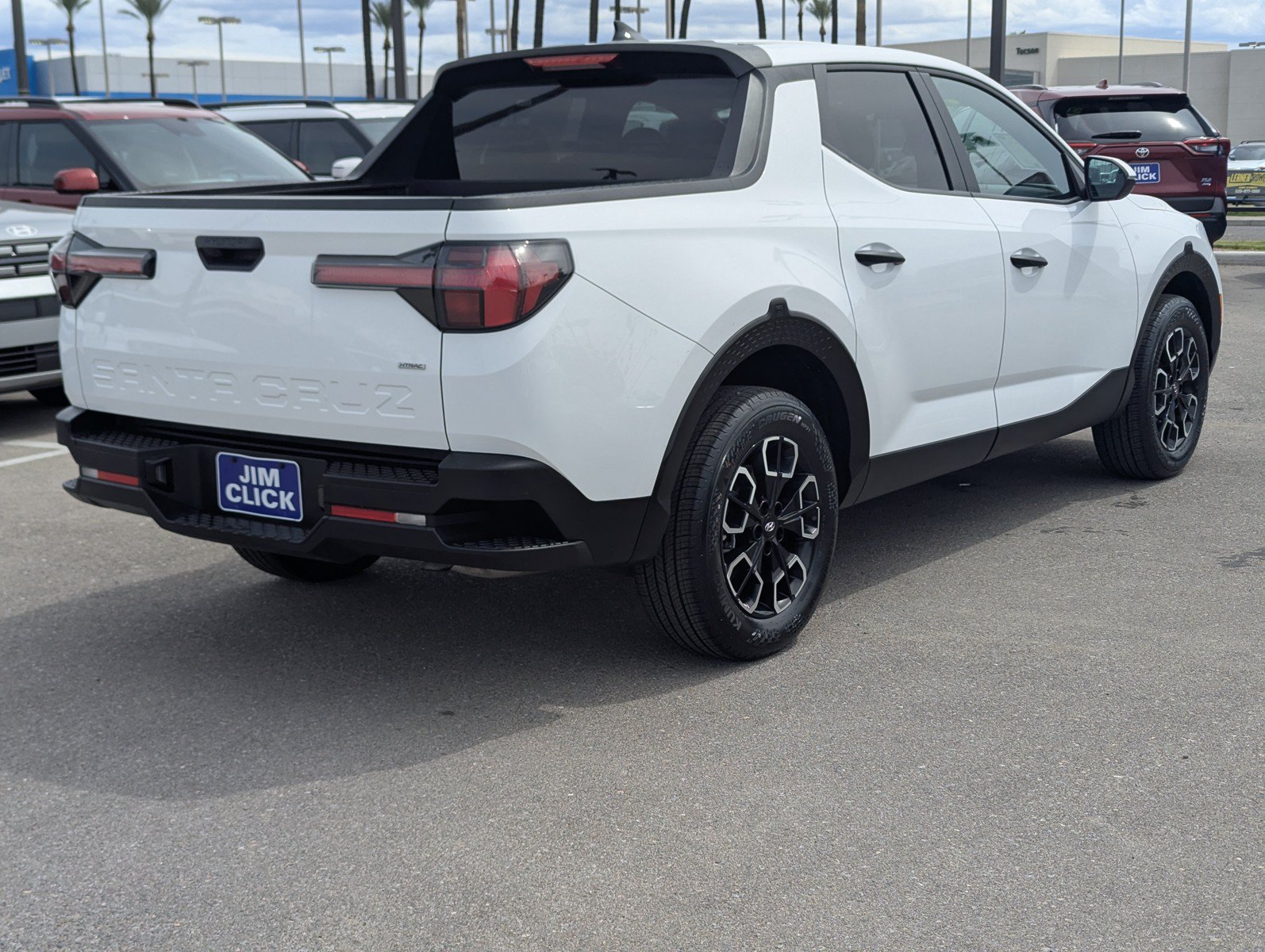 Certified 2022 Hyundai Santa Cruz SEL AWD/4WD image 2