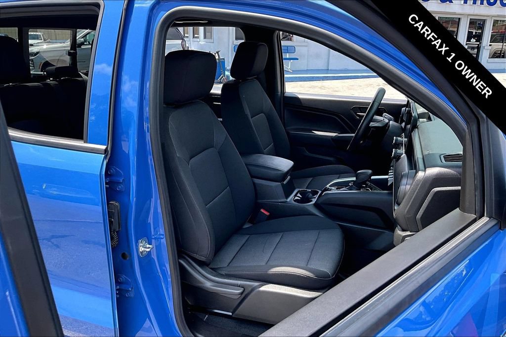 Used 2025 Chevrolet Colorado Trail Boss AWD/4WD image 28