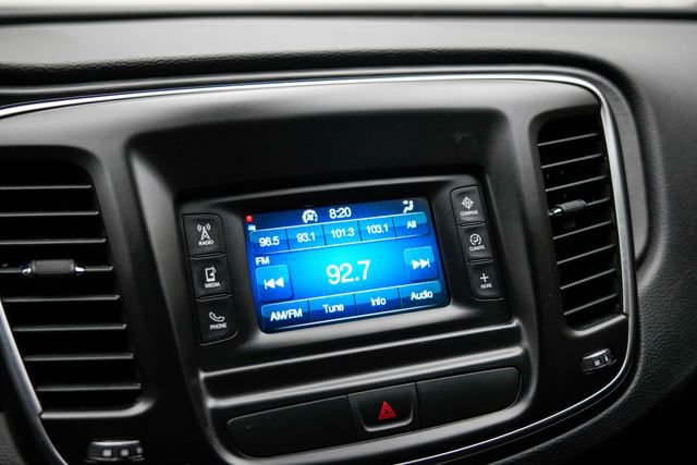 Used 2016 Chrysler 200 LX FWD image 27