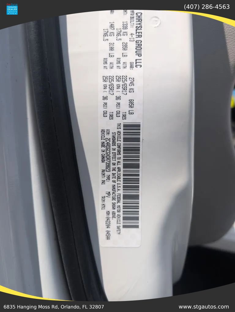 Used 2013 Dodge Grand Caravan SXT w/ Rear Park Assist Pkg FWD image 36