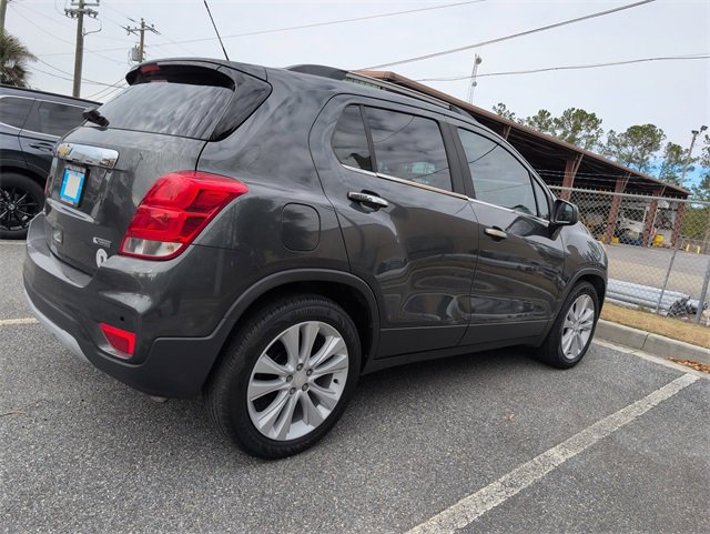 Used 2017 Chevrolet Trax Premier w/ Driver Confidence II Package video 2