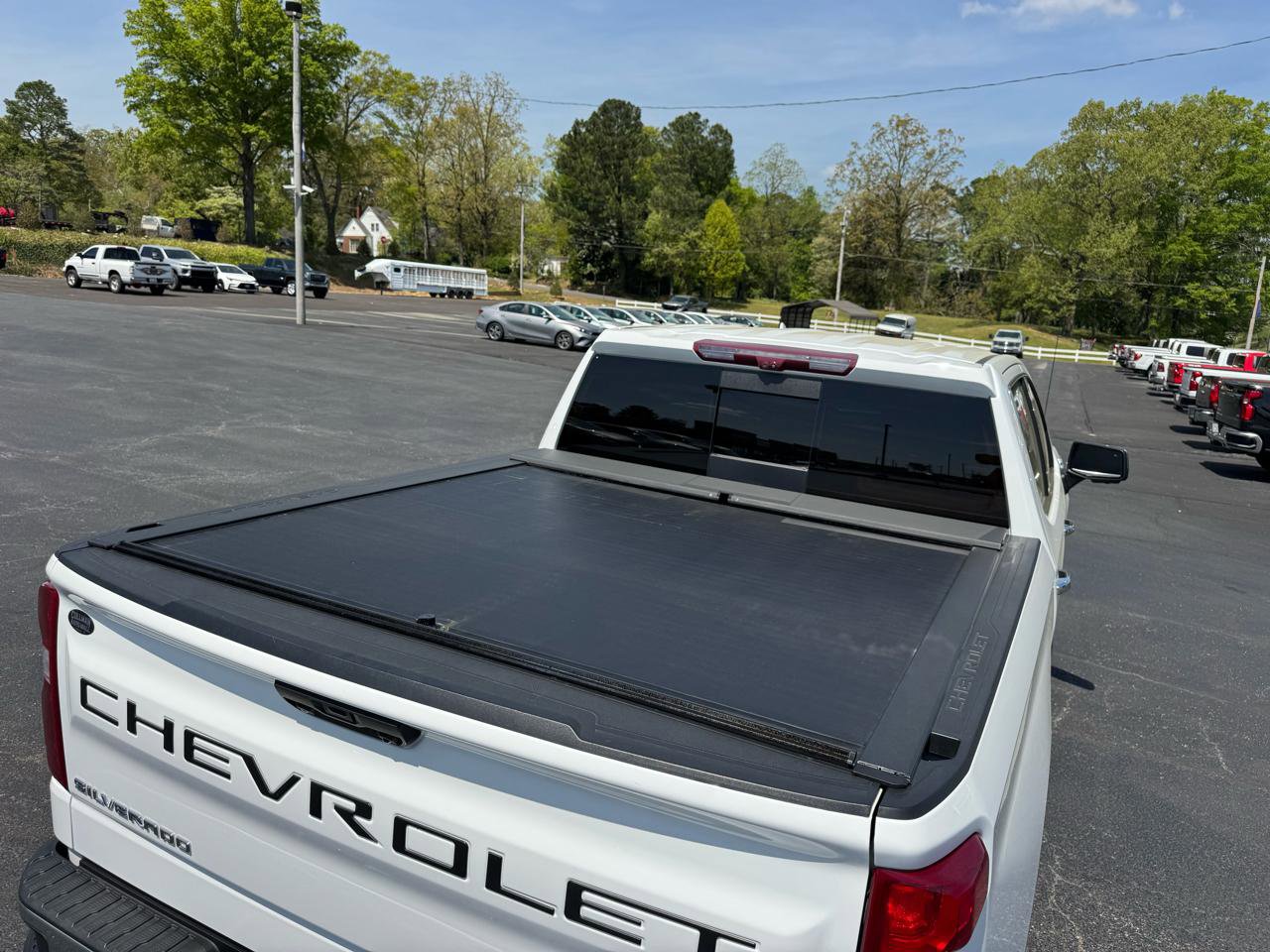 Used 2022 Chevrolet Silverado 1500 LTZ w/ Technology Package AWD/4WD image 8