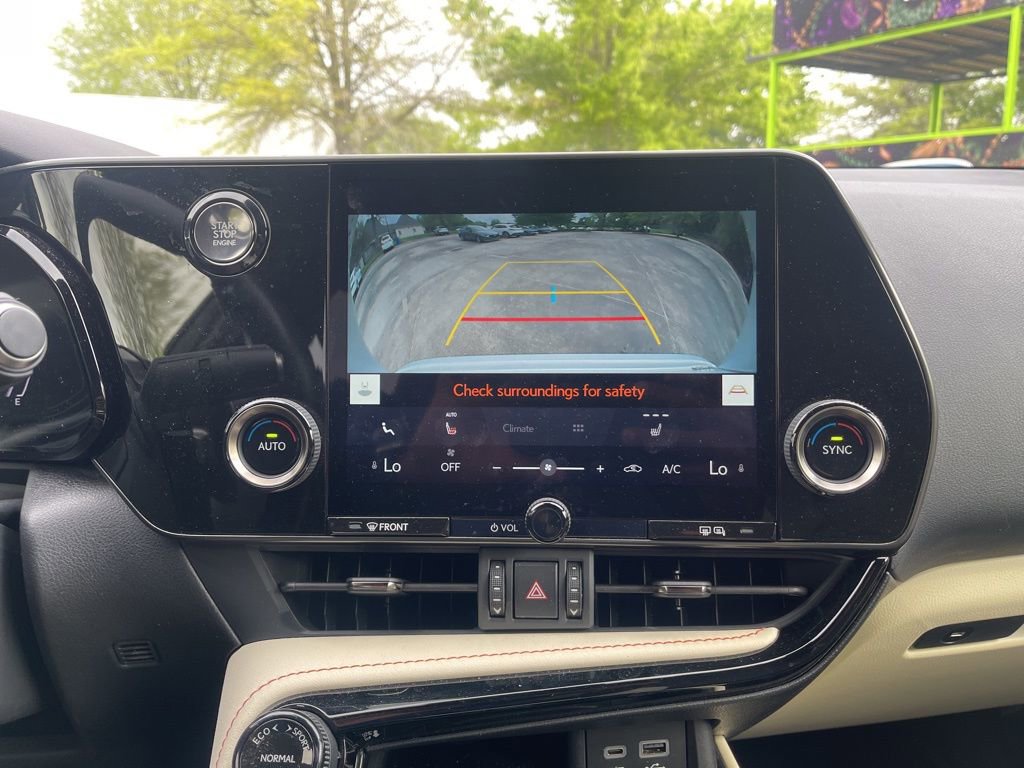 Used 2024 Lexus NX 250 FWD w/ Towing Package (2000 Lbs) image 14