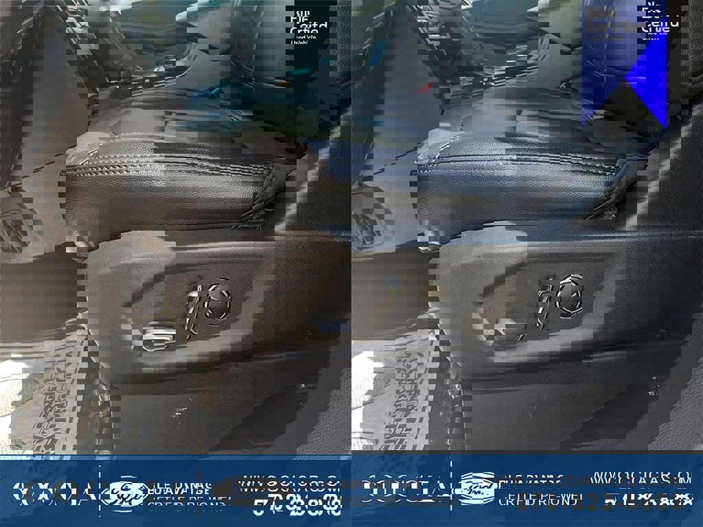 Certified 2016 Ford Explorer XLT w/ Equipment Group 202A image 30