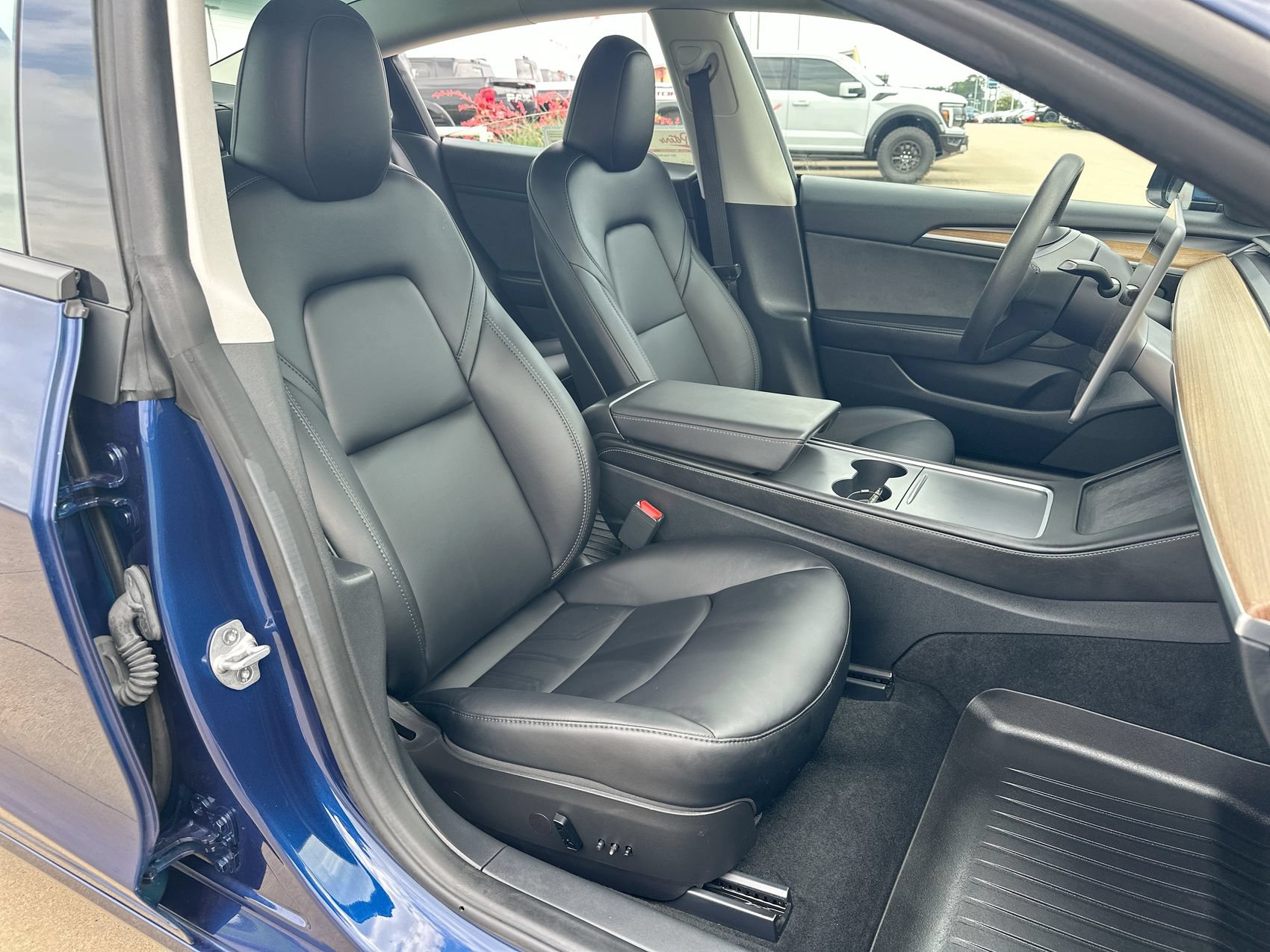 Used 2023 Tesla Model 3 Long Range AWD/4WD image 25