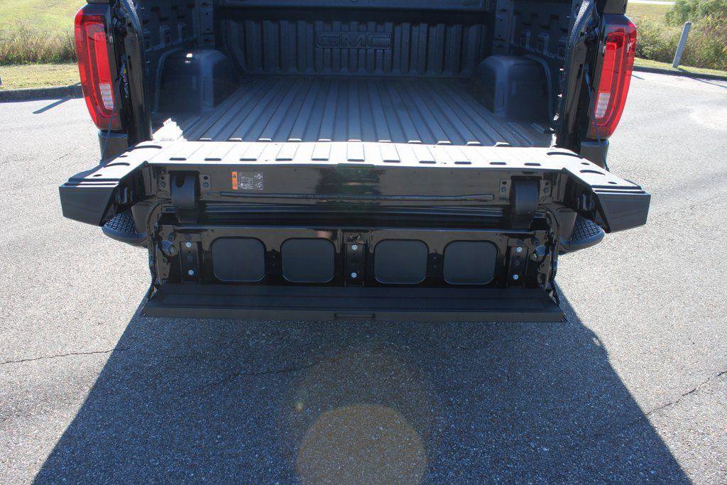 New 2026 GMC Sierra 1500 Denali w/ Denali Reserve Package image 24
