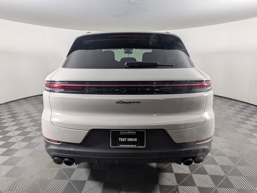New 2026 Porsche Cayenne image 6