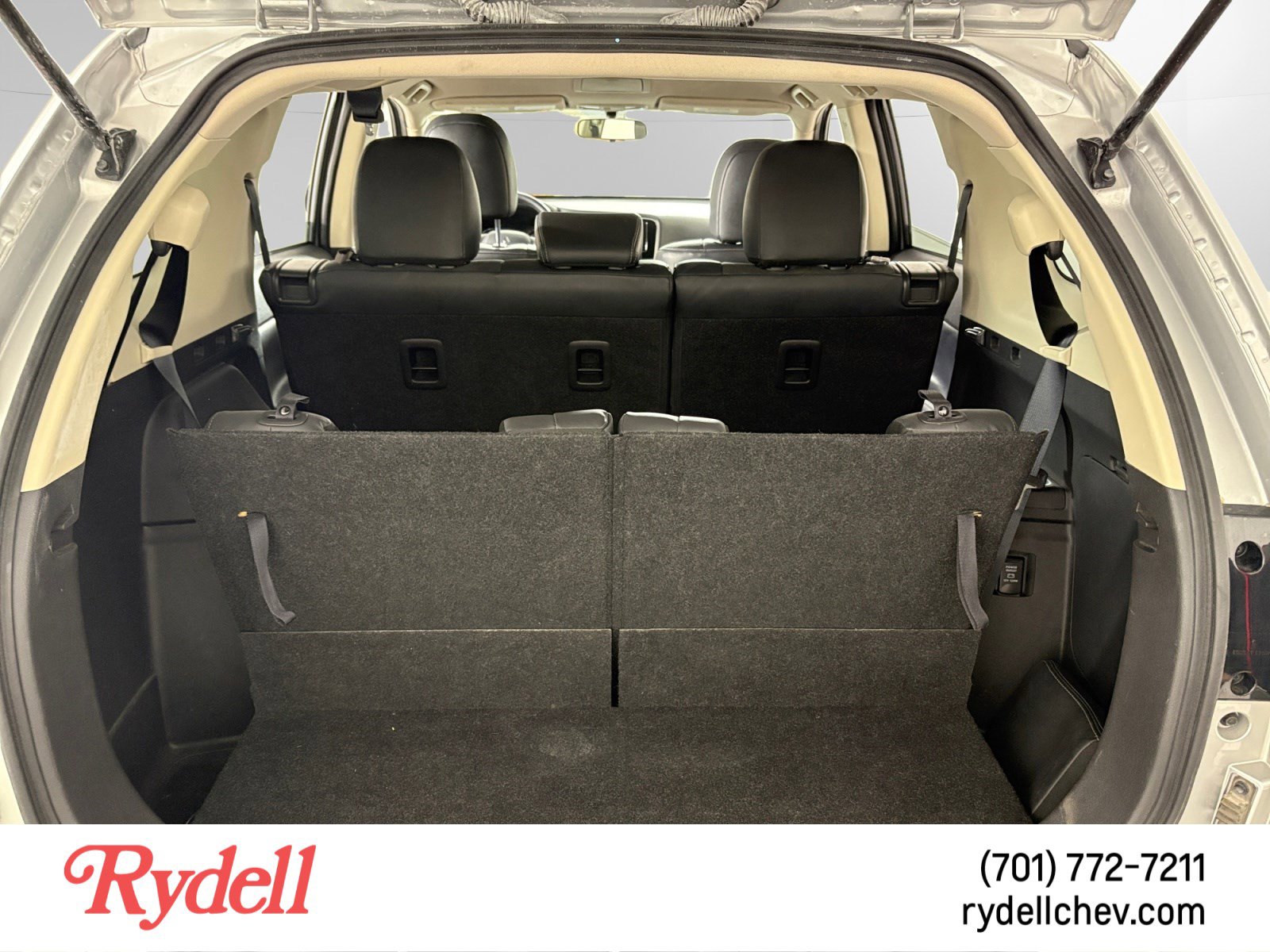 Used 2019 Mitsubishi Outlander ES image 19