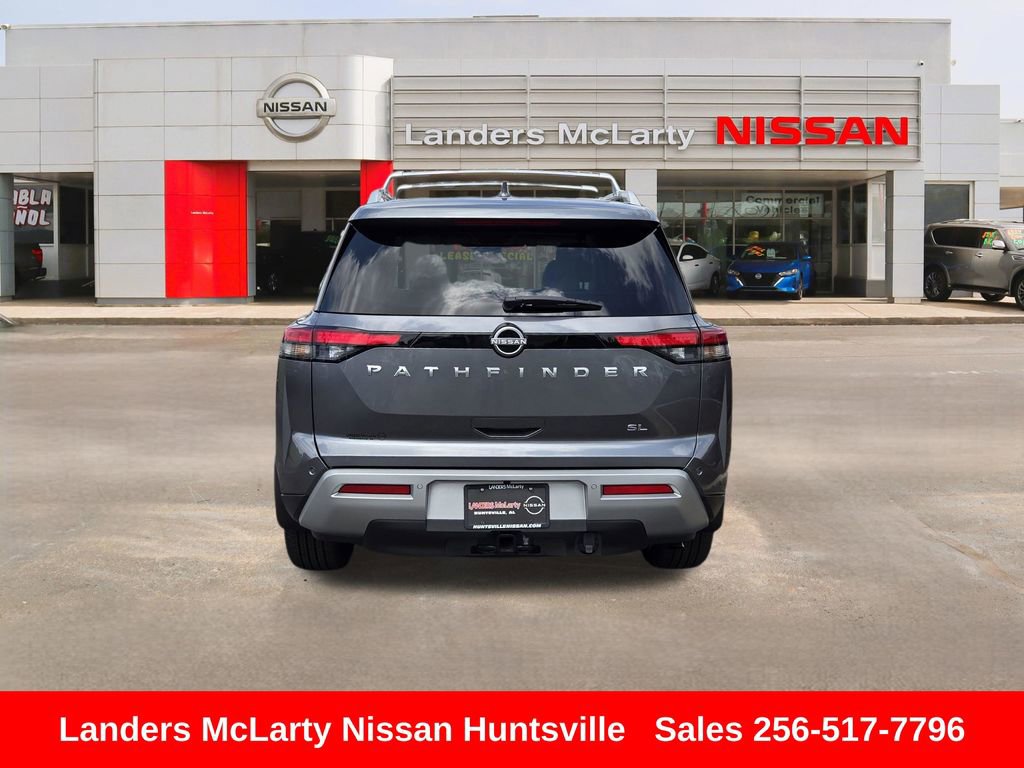 Used 2025 Nissan Pathfinder SL w/ SL Premium Package FWD image 5