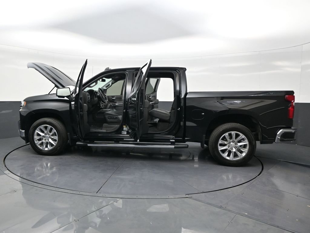 Used 2022 Chevrolet Silverado 1500 LTZ image 31