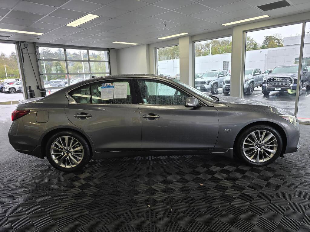 Used 2019 INFINITI Q50 Luxe w/ Essential Package (3.0T Luxe) AWD/4WD image 2