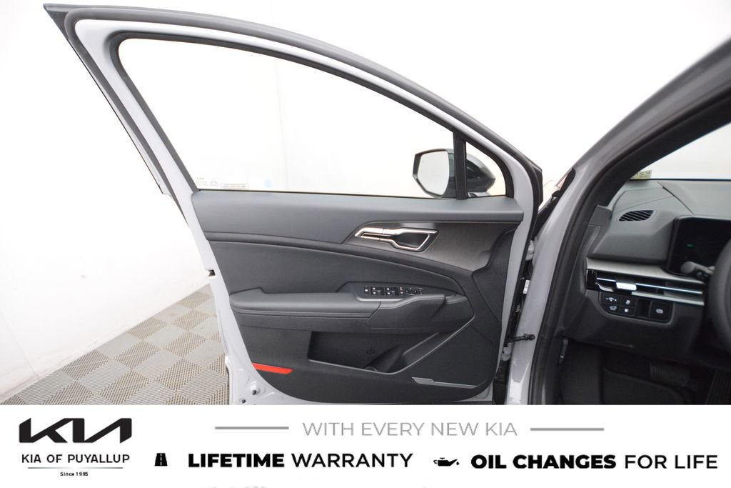 New 2026 Kia Sportage X-Line image 9