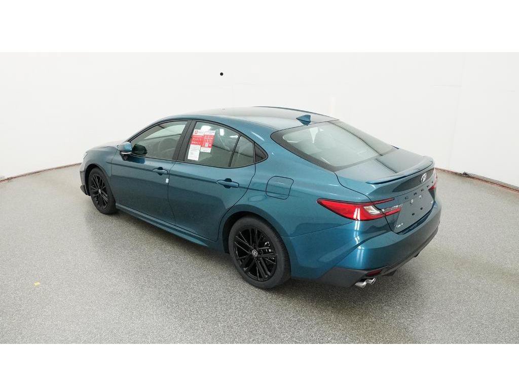 New 2026 Toyota Camry SE FWD image 5
