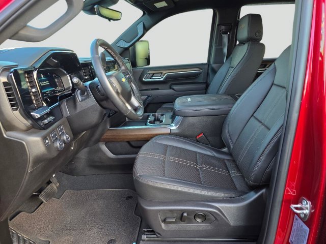 Used 2024 Chevrolet Silverado 3500 High Country w/ High Country Premium Package AWD/4WD image 20
