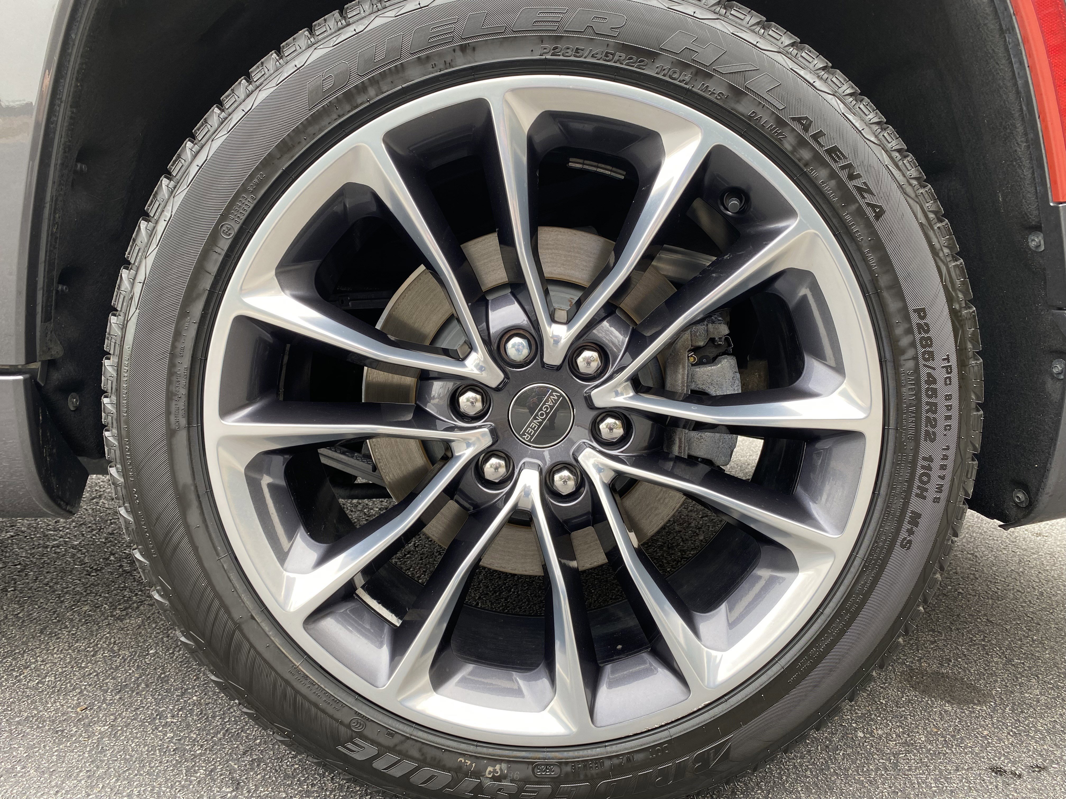 Used 2022 Jeep Wagoneer Series III w/ Premium Group I image 43