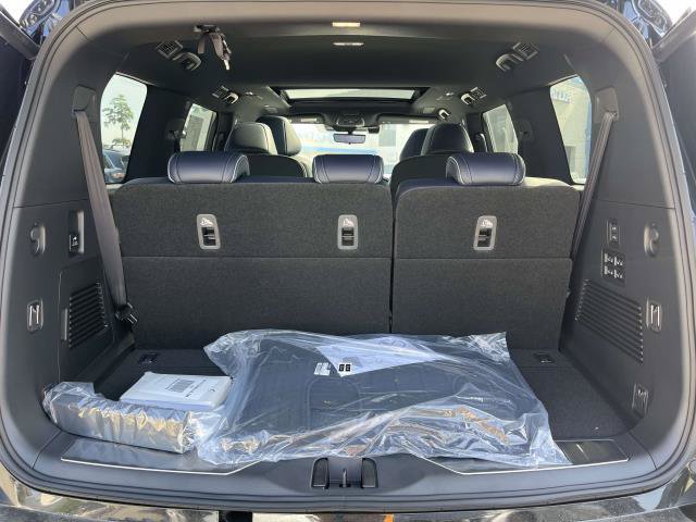 New 2026 INFINITI QX80 4WD w/ Sport Exterior Package image 5
