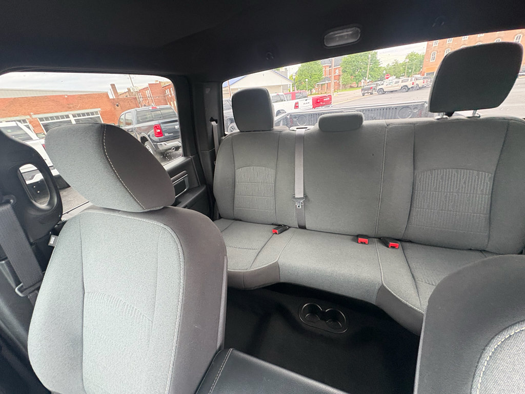 Used 2024 RAM 1500 Warlock AWD/4WD image 15
