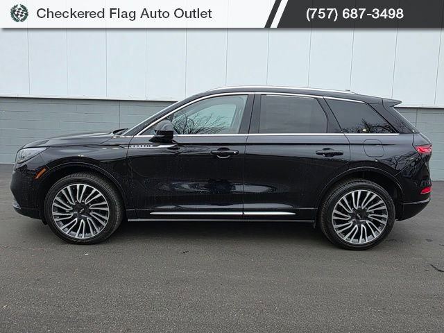 Used 2022 Lincoln Corsair AWD w/ Premium Package image 3