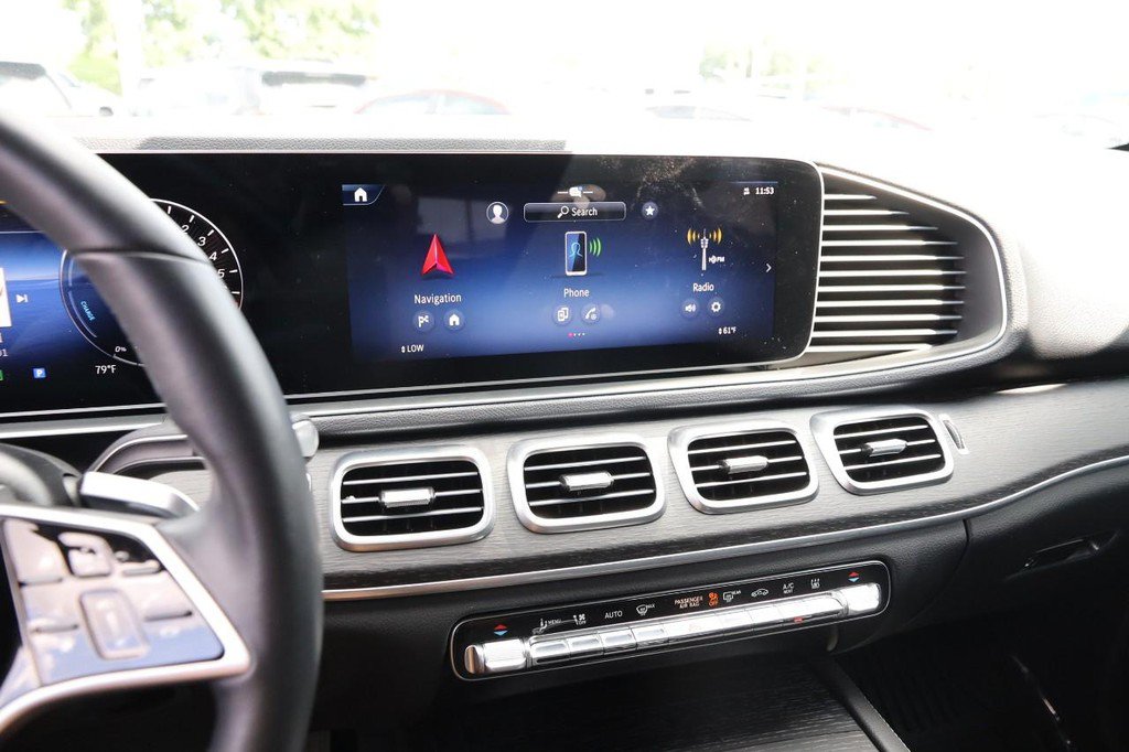 Used 2025 Mercedes-Benz GLE 450e 4MATIC image 17