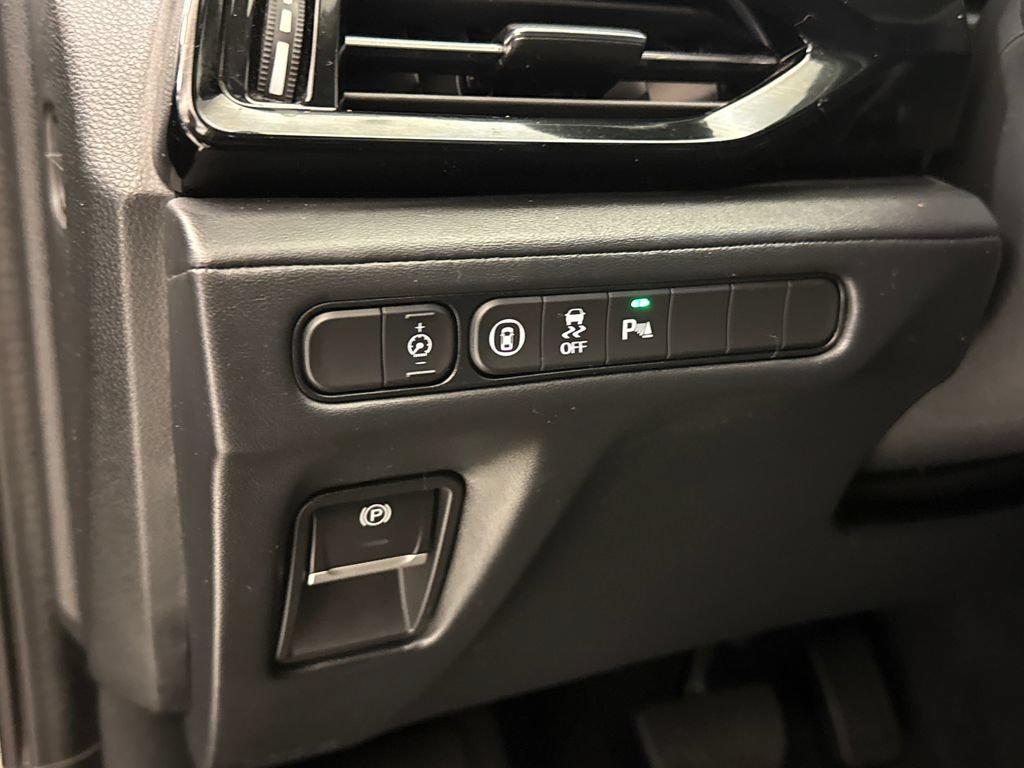 Used 2023 Acura MDX w/ Technology Package FWD image 23