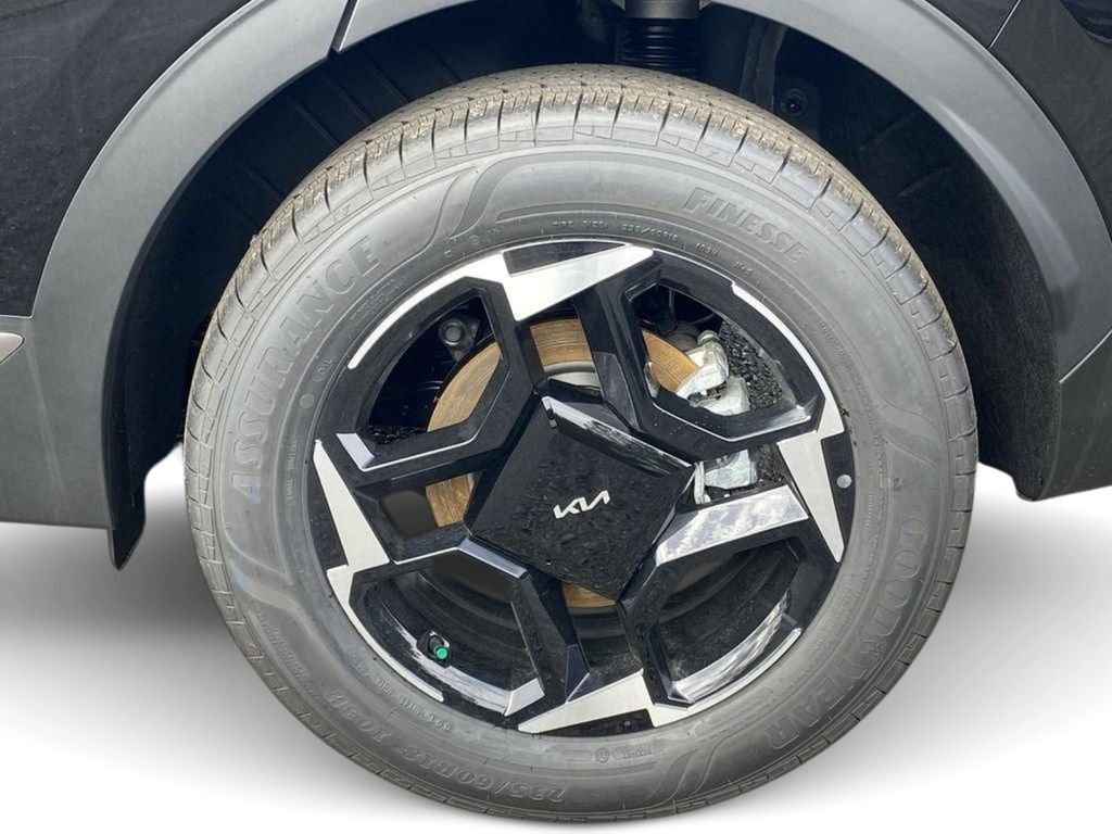 New 2026 Kia Sportage EX AWD/4WD image 30