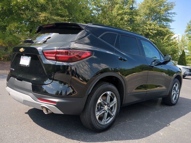 Used 2024 Chevrolet Blazer LT w/ Convenience Package FWD image 4