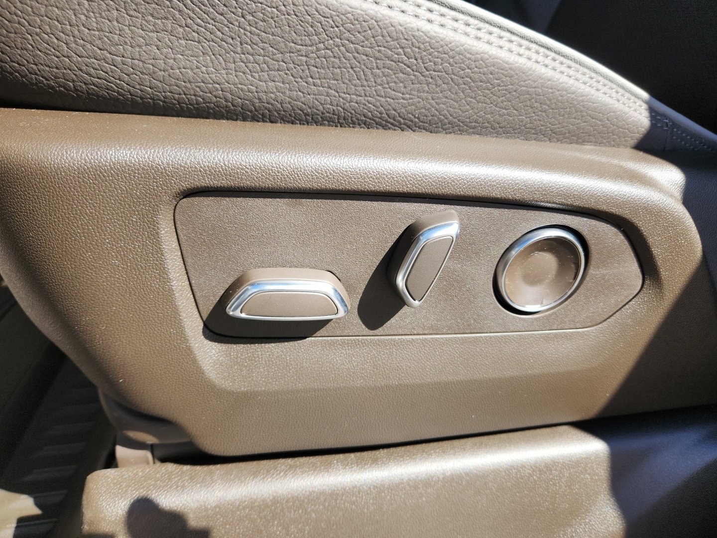 New 2026 GMC Sierra 2500 Denali w/ Max Trailering Package image 12