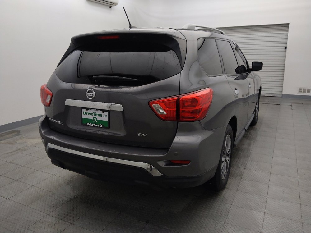 Used 2017 Nissan Pathfinder SV FWD image 7
