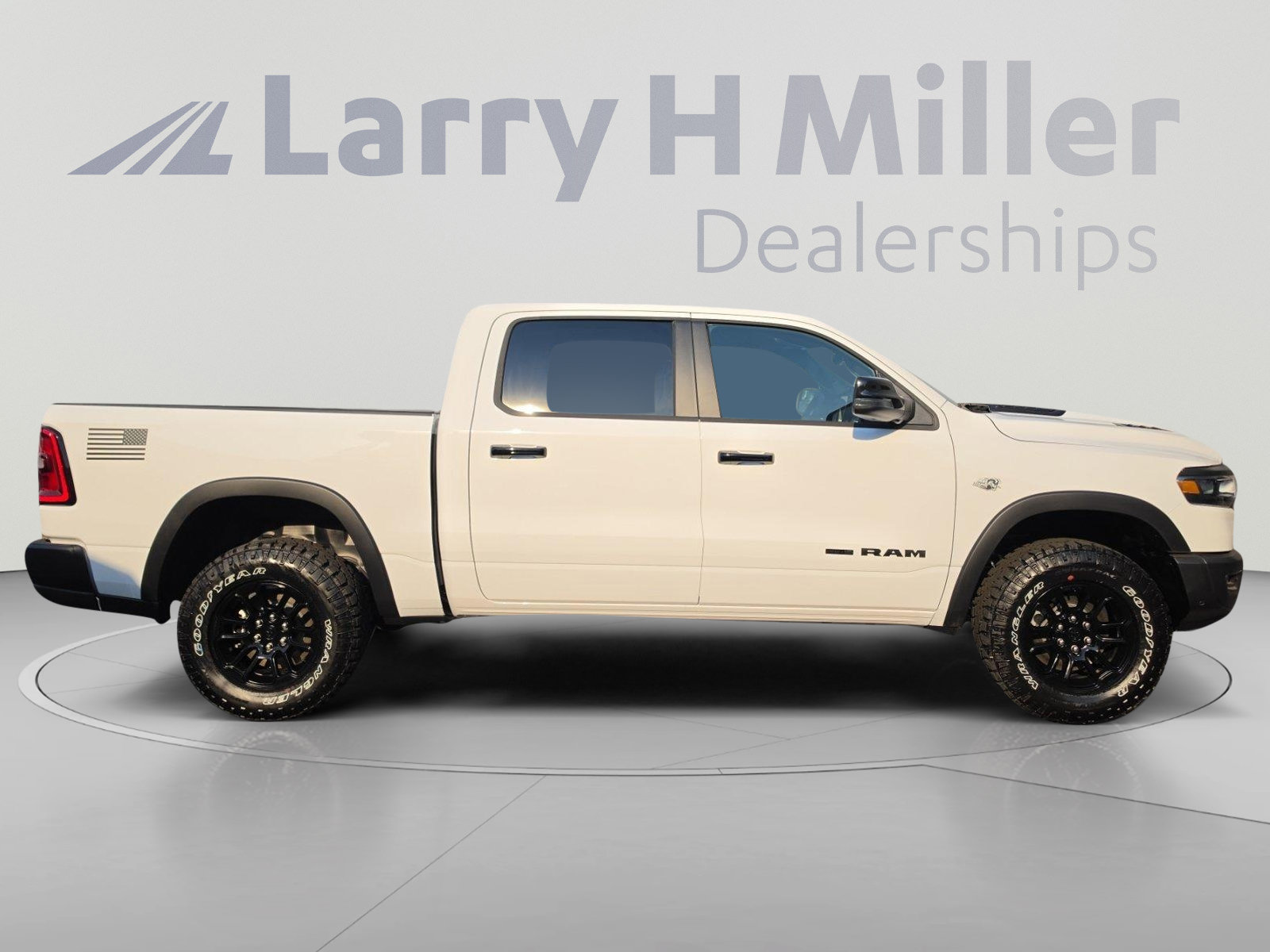 New 2026 RAM 1500 Rebel w/ Rebel Level 2 Equipment Group AWD/4WD image 6