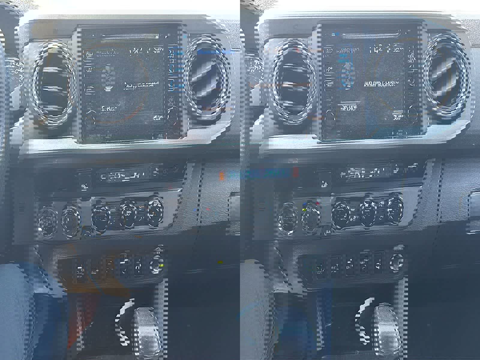 Used 2017 Toyota Tacoma TRD Pro AWD/4WD image 15