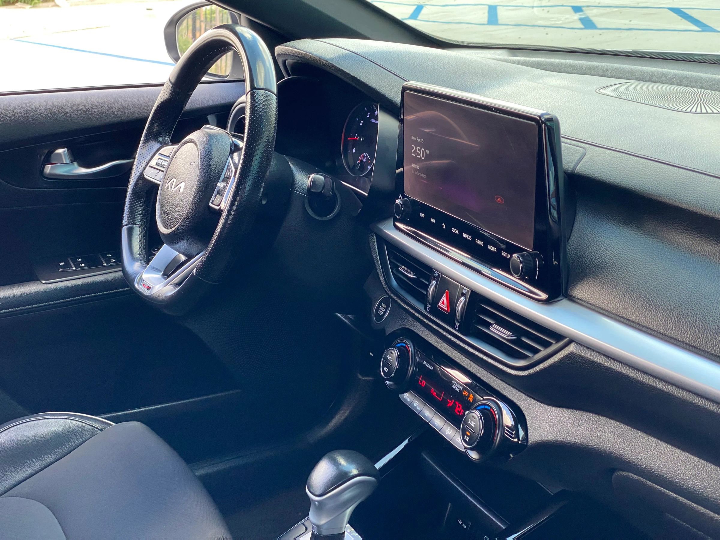 Used 2023 Kia Forte GT-Line w/ GT-Line Technology Package image 32