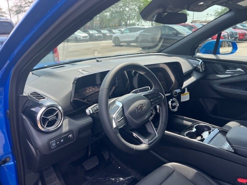 New 2025 Chevrolet Blazer EV LT image 6