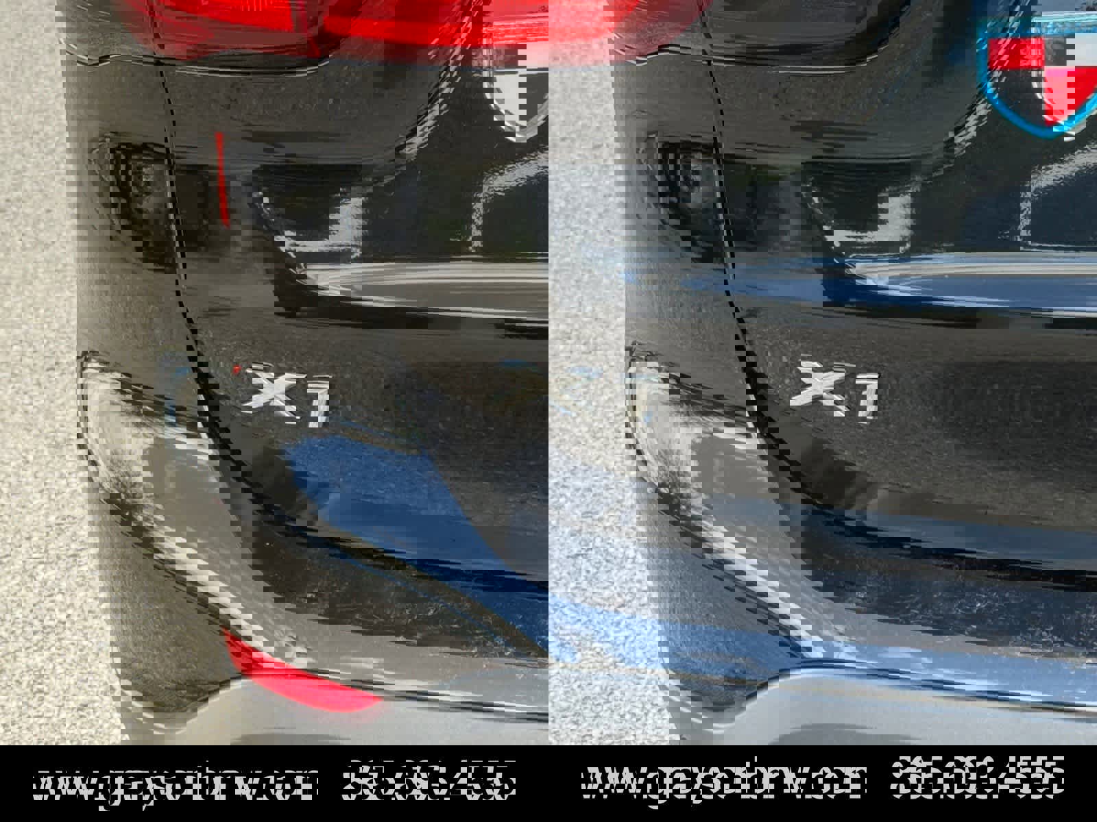 Used 2021 BMW X1 xDrive28i w/ Convenience Package image 10