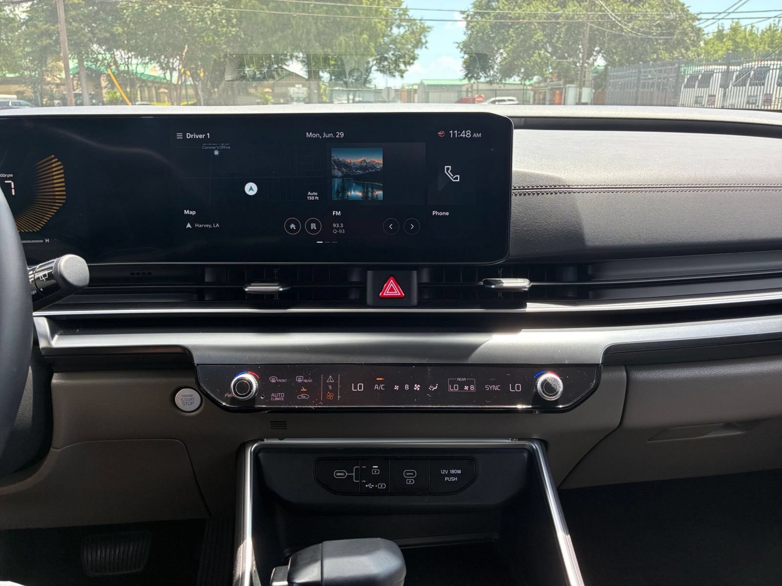 Used 2026 Kia Carnival FWD image 14