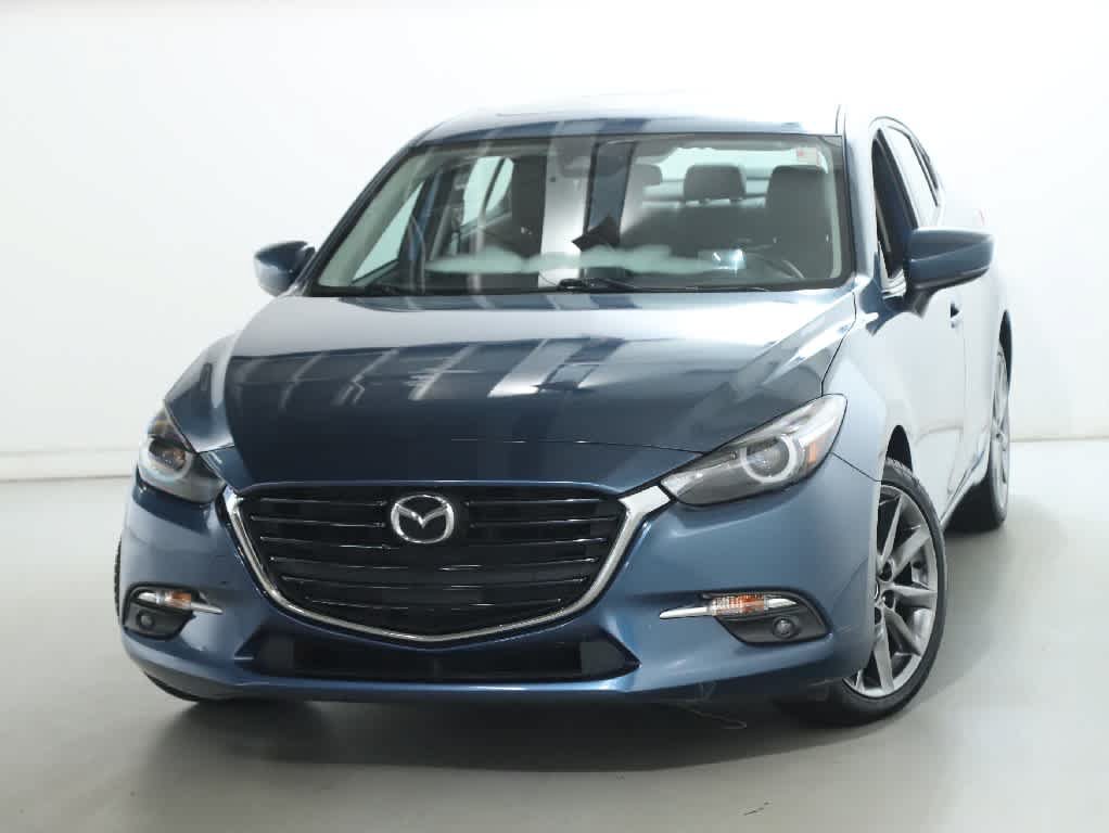 Used 2018 MAZDA MAZDA3 Grand Touring FWD image 2
