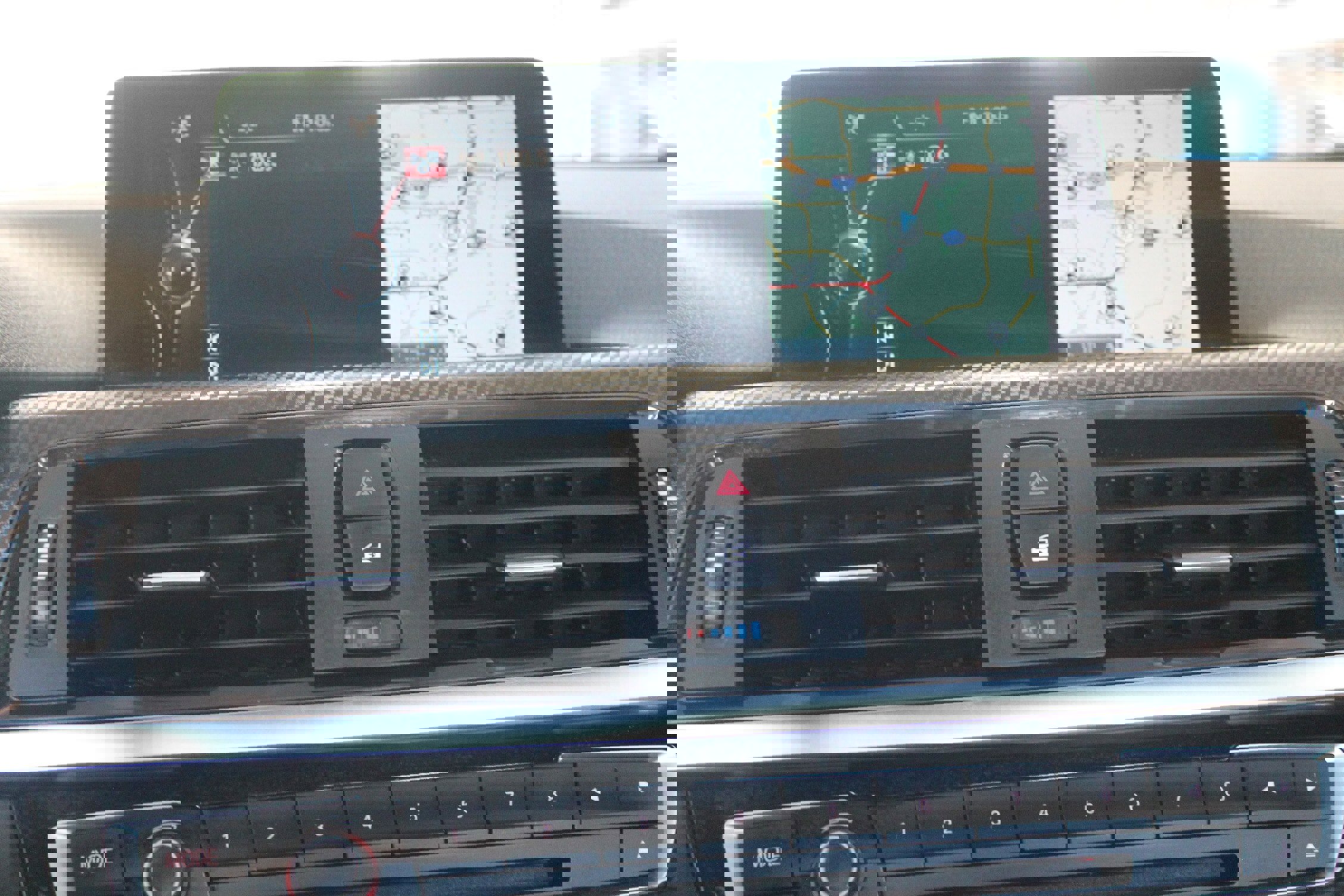 Used 2016 BMW 428i xDrive Convertible image 10