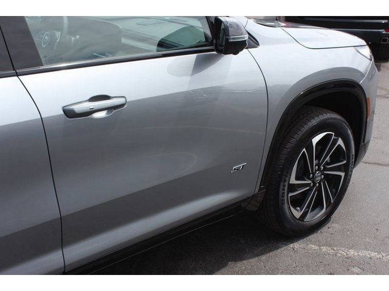 New 2026 Buick Enclave Sport Touring w/ Power Package image 15