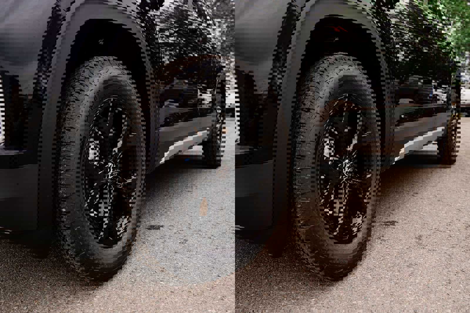 New 2025 Volkswagen Atlas Peak Edition SE image 6