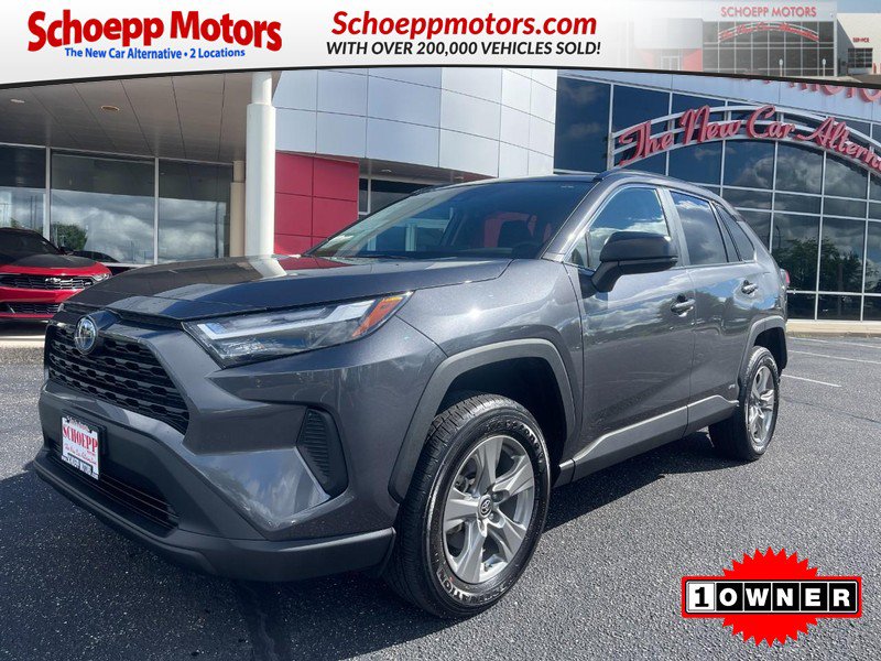 Used 2024 Toyota RAV4 LE AWD/4WD image 1