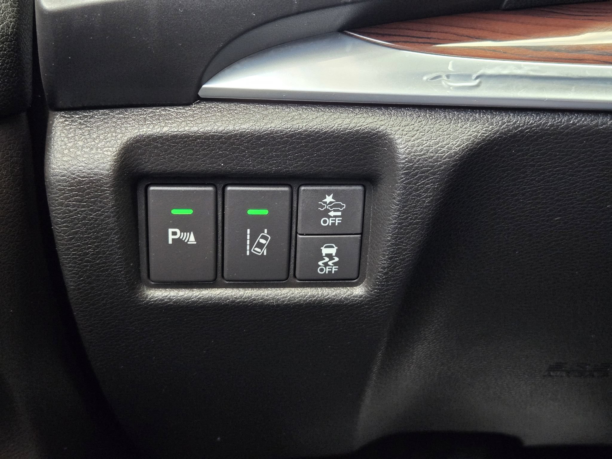Used 2016 Acura MDX w/ Advance & Entertainment Pkg FWD image 21