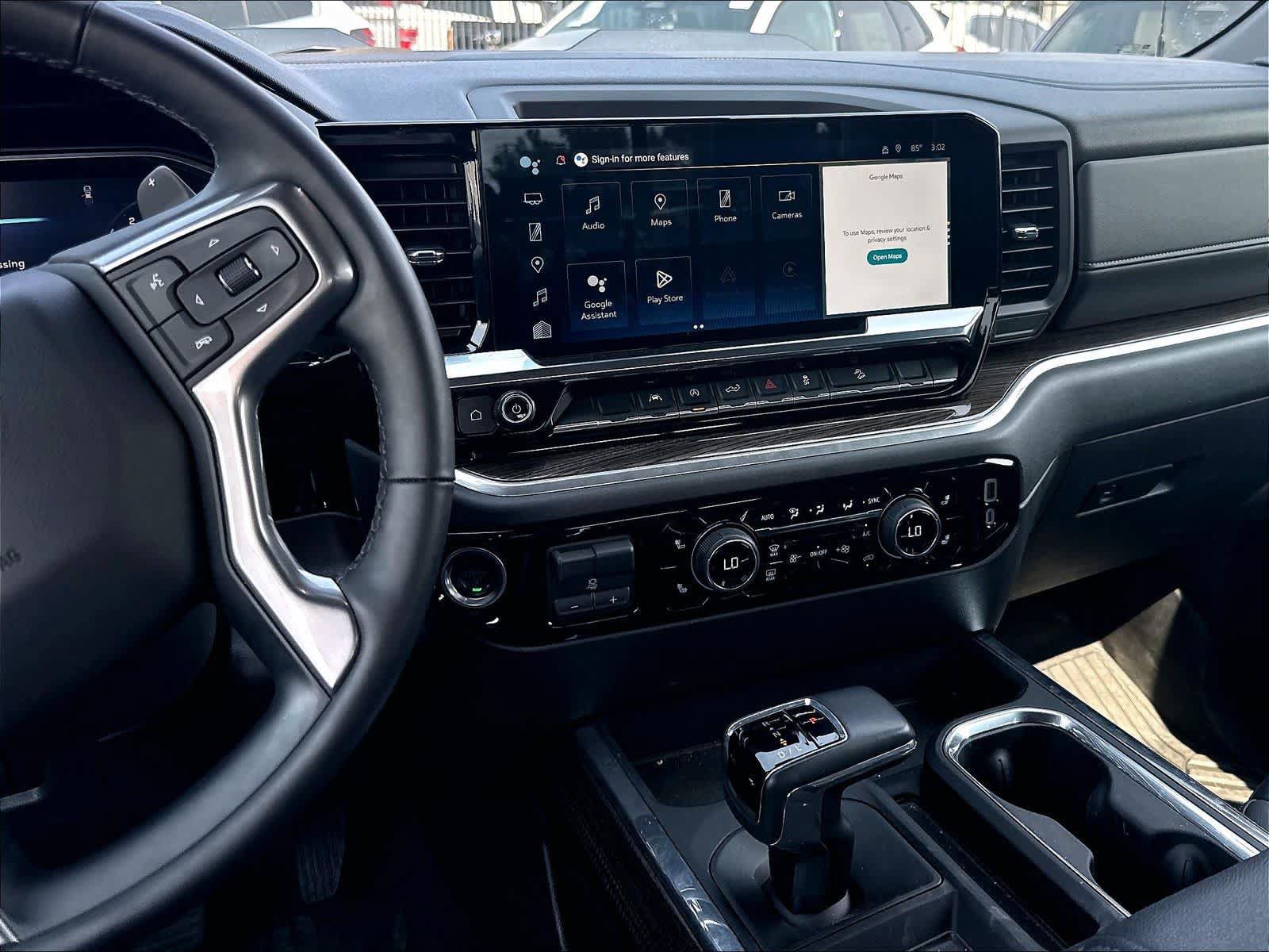 Used 2025 Chevrolet Silverado 1500 LT Trail Boss w/ Convenience Package II AWD/4WD image 12